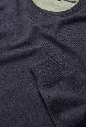 Felpa in maglia girocollo in lana cardata ESSENTIAL - Ferrante | img vers.300x/